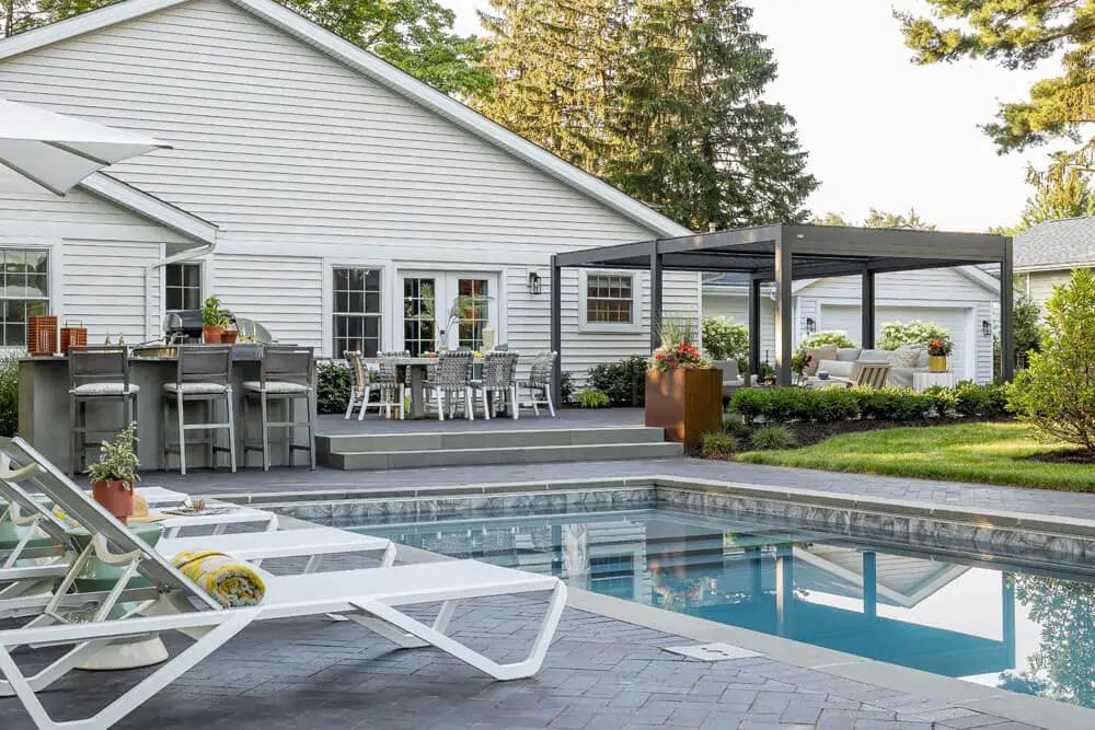 poolside lounge chairs